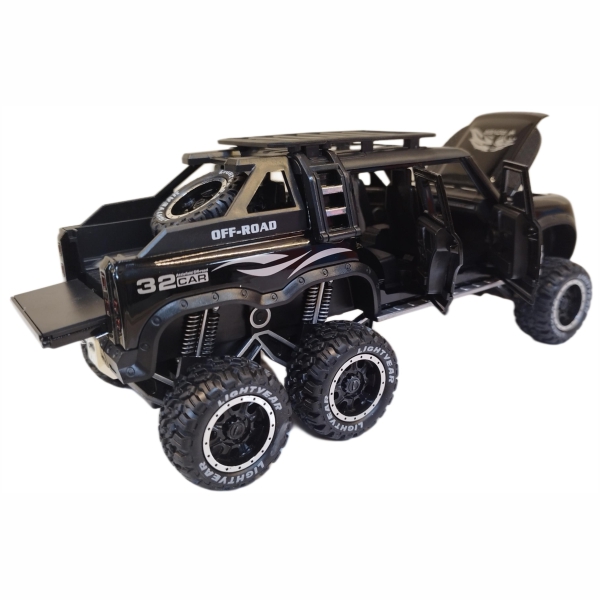 ماشین فلزی لندرور دیفندر کد CZ135